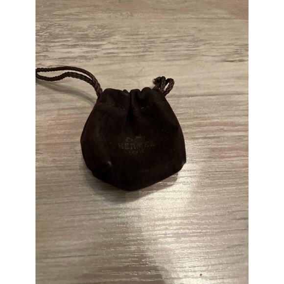 Hermès Pegasus Gold Plated Clip On Earrings With Original Box and Dust Bag - Picture 5 of 7